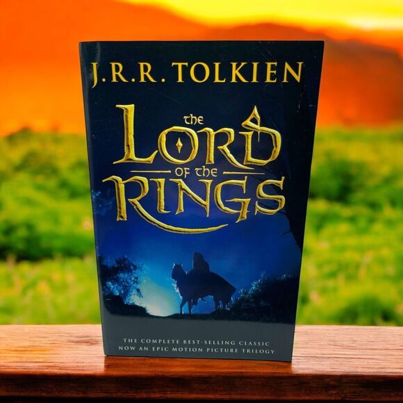 The Lord of the Rings by J. R. R. Tolkien 2001 Paperback Excellent Binding - Picture 1 of 14